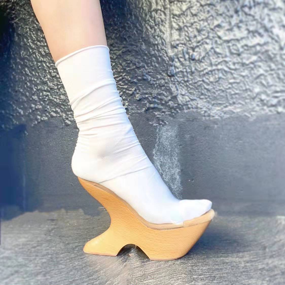 圆木厚底女装鞋