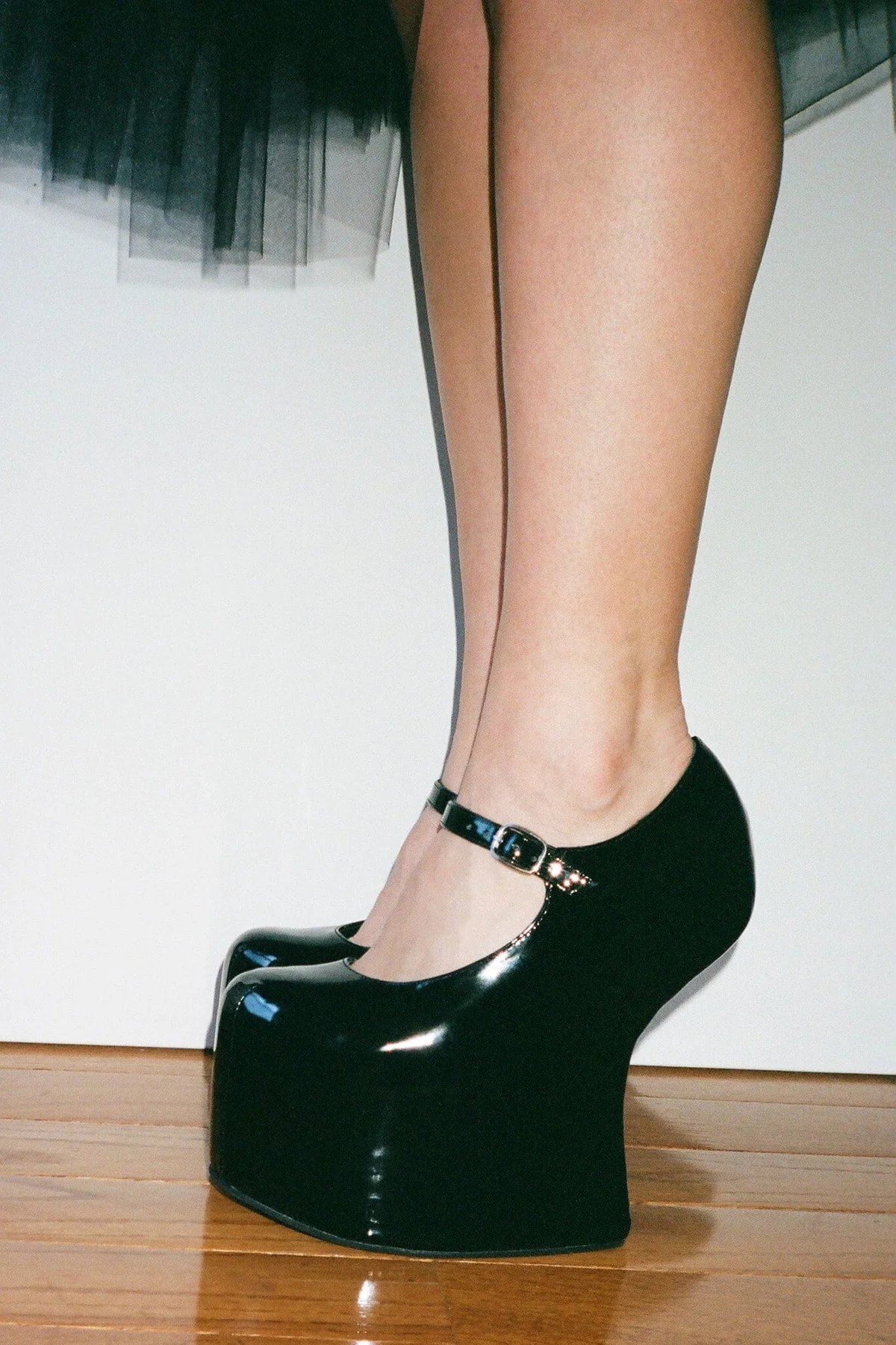 JeffreyCampbell-Apres-12