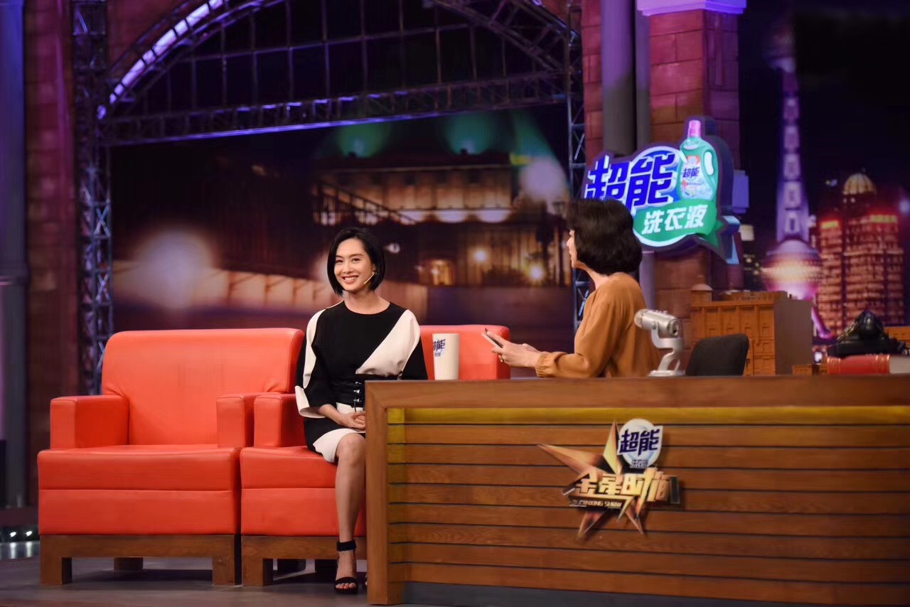 JC GIRL-明星款--黑色细条带鞋